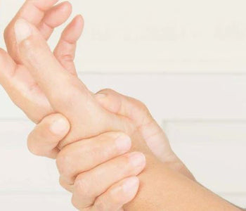 Exercises for Lash Artists: Keep Muscle Strain Away