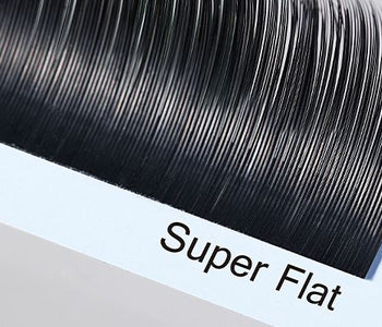 What Are Flat Lashes?