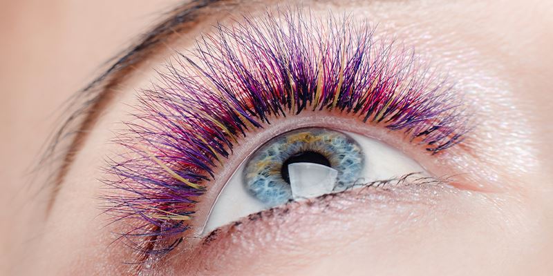Eyelash Extension Styling Tips For The Festive Season