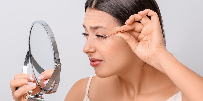 How To Remove Eyelash Extensions At Home