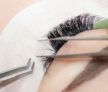 5 Mistakes Beginner Lash Artists Make