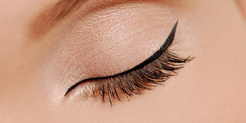 Eyeliner 101: How to Create Seamlessly Stunning Looks