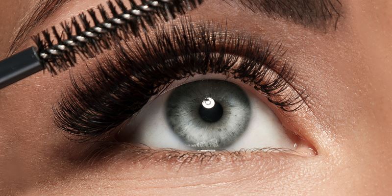 How To Grow Healthier, Longer, Fuller Lashes Before & After Extensions