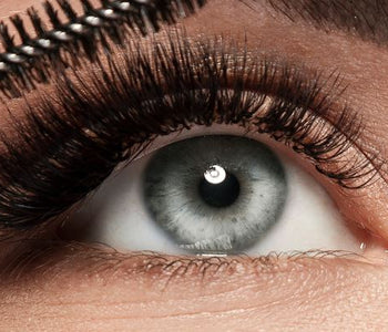 How To Grow Healthier, Longer, Fuller Lashes Before & After Extensions